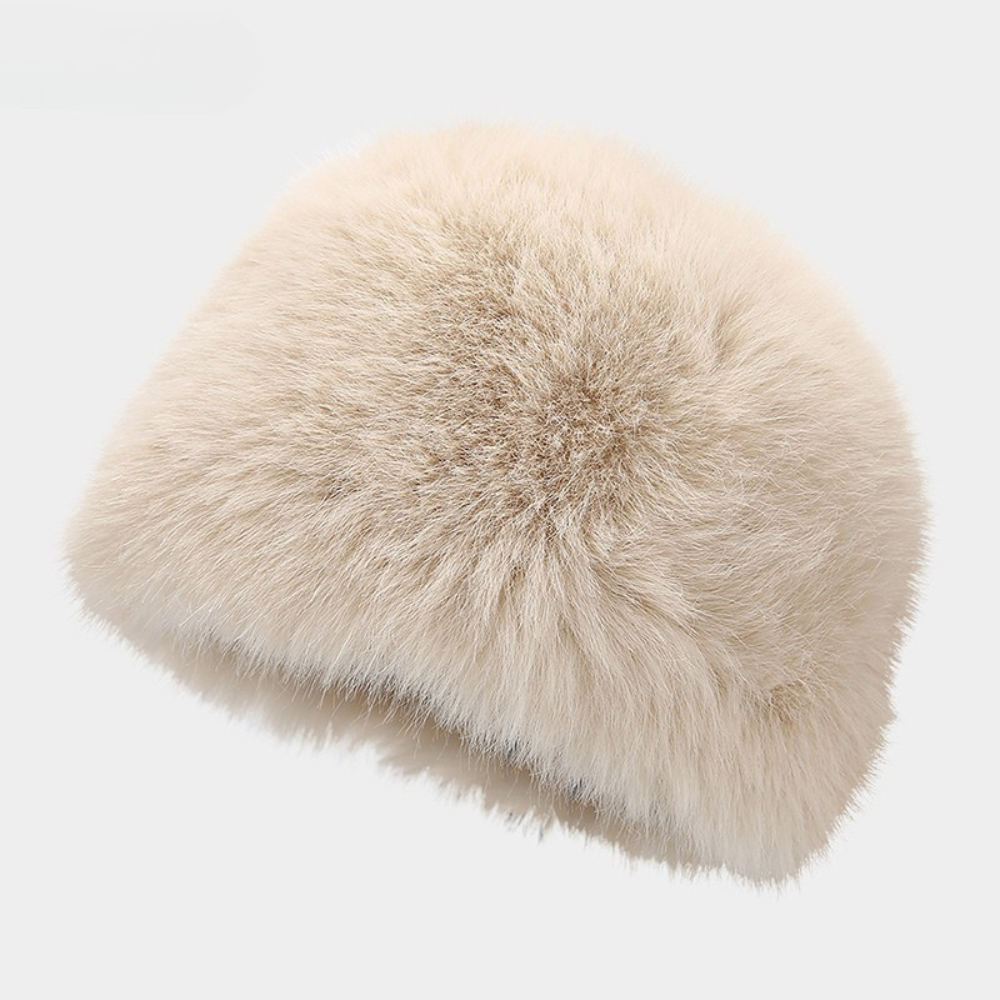Pluszowa czapka Frost – Beżowy